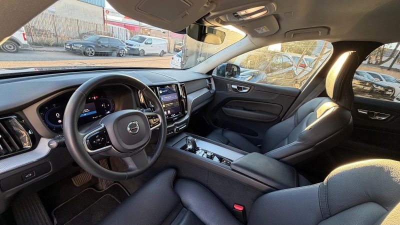 VOLVO XC60 B4 HYBRIDE/DIESEL 197CH PLUS STYLE CHROME GEARTRONIC 2022