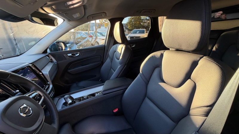 VOLVO XC60 B4 HYBRIDE/DIESEL 197CH PLUS STYLE CHROME GEARTRONIC 2022