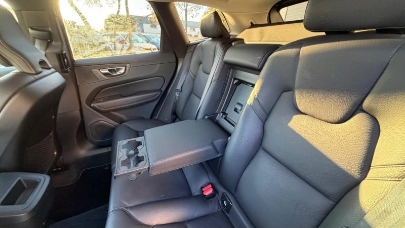 VOLVO XC60 B4 HYBRIDE/DIESEL 197CH PLUS STYLE CHROME GEARTRONIC 2022