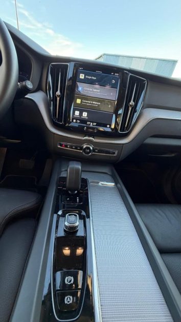 VOLVO XC60 B4 HYBRIDE/DIESEL 197CH PLUS STYLE CHROME GEARTRONIC 