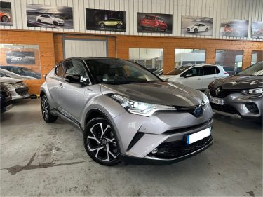 TOYOTA C-HR 122H COLLECTION 2WD E-CVT RC18 2019