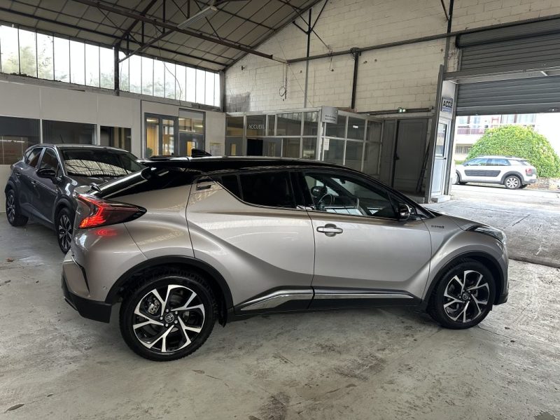 TOYOTA C-HR 122H COLLECTION 2WD E-CVT RC18 2019