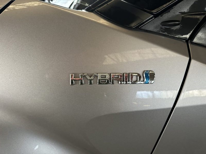 TOYOTA C-HR 122H COLLECTION 2WD E-CVT RC18 2019
