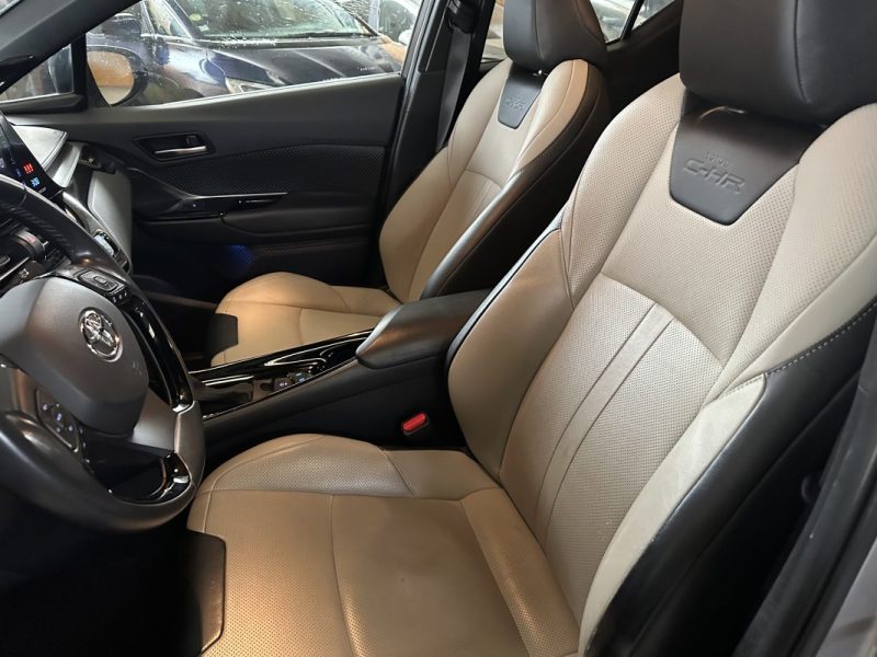 TOYOTA C-HR 122H COLLECTION 2WD E-CVT RC18 2019