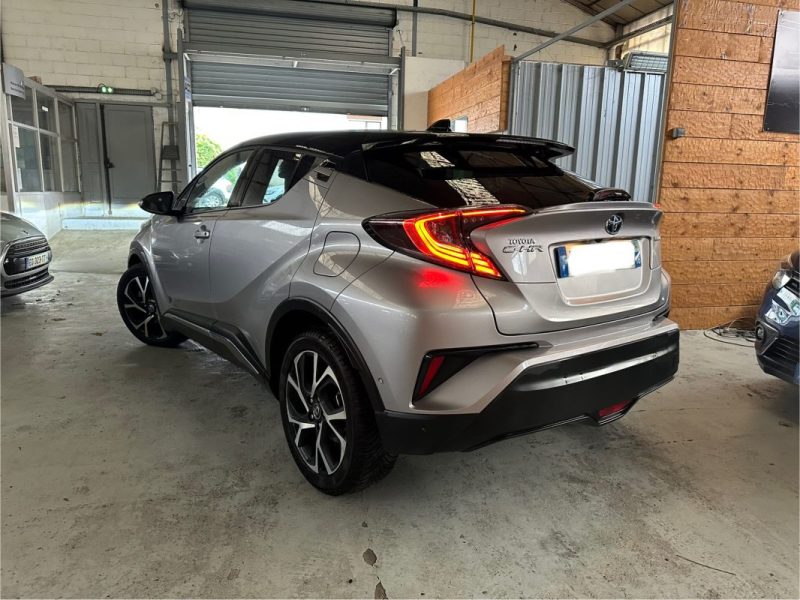 TOYOTA C-HR 122H COLLECTION 2WD E-CVT RC18 2019