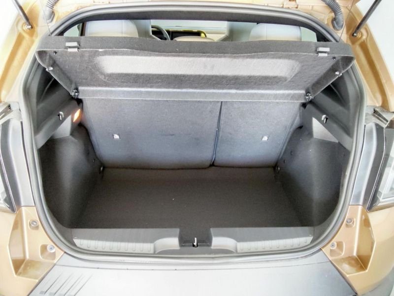 Fiat Panda Grande 1.2 hybrid 100ch la prima edct6