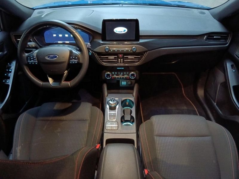 Ford Focus 1.5 ecoboost 150 cast line x