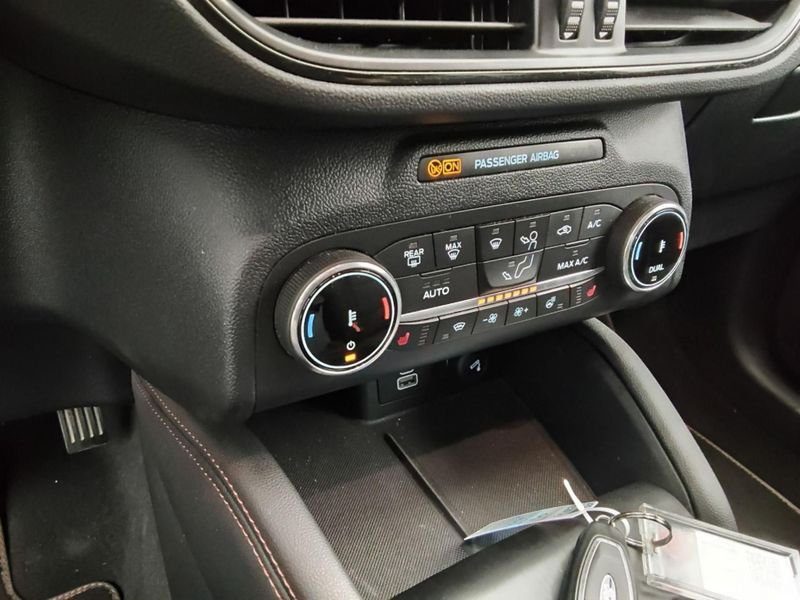 Ford Kuga 2.0 tdci 120ch st-line powershift