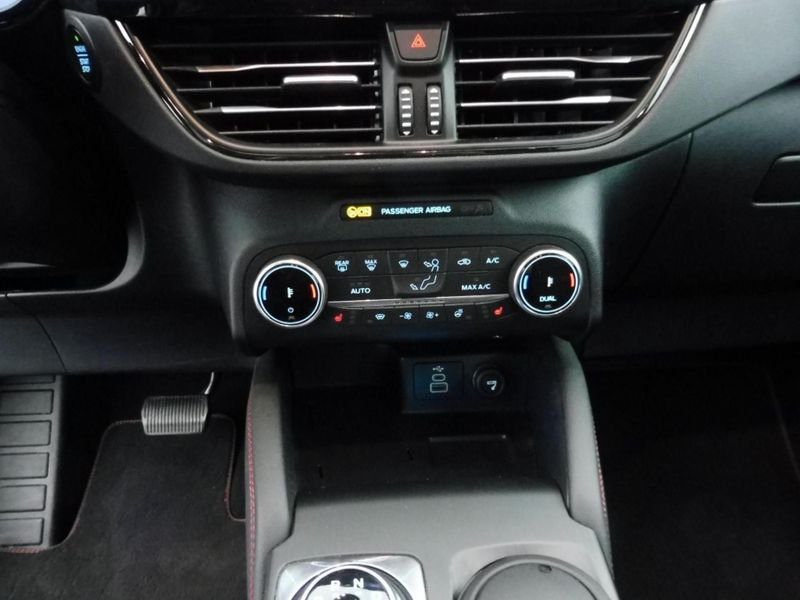 Ford Kuga 2.0 tdci 120ch st-line powershift