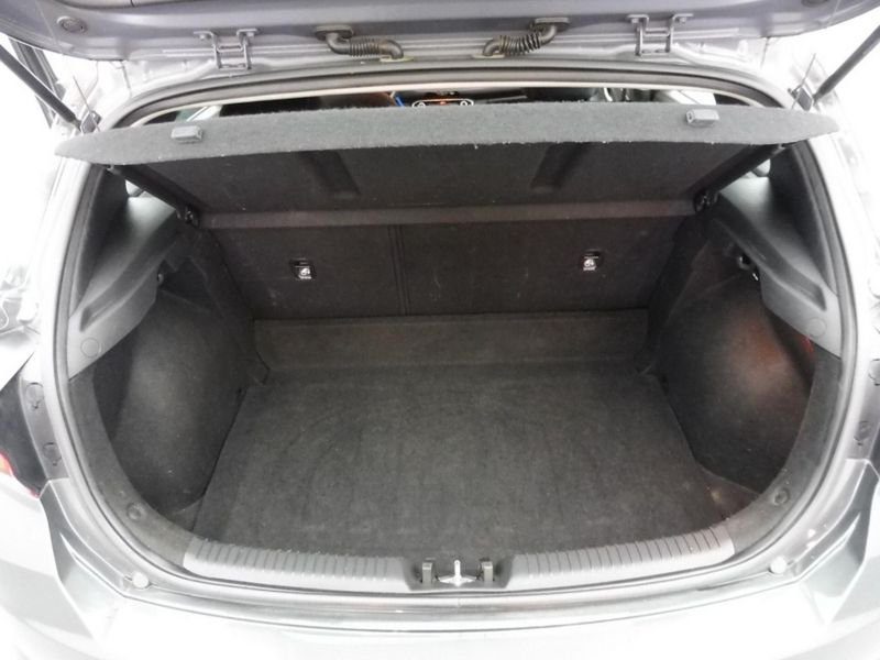 Hyundai i30 1.5 dpi 110-