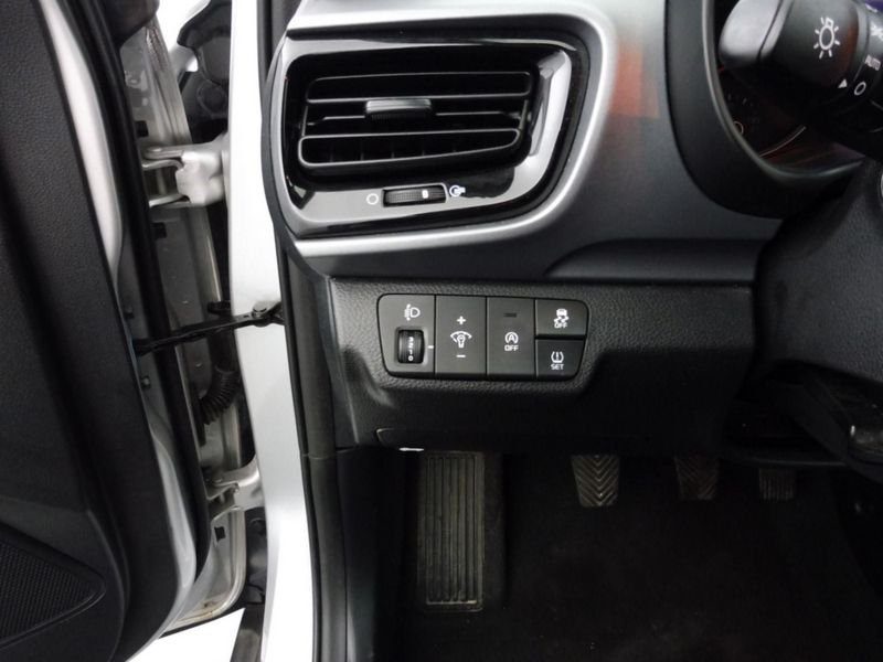 Kia Stonic 1.0 t-gdi 100lx urban