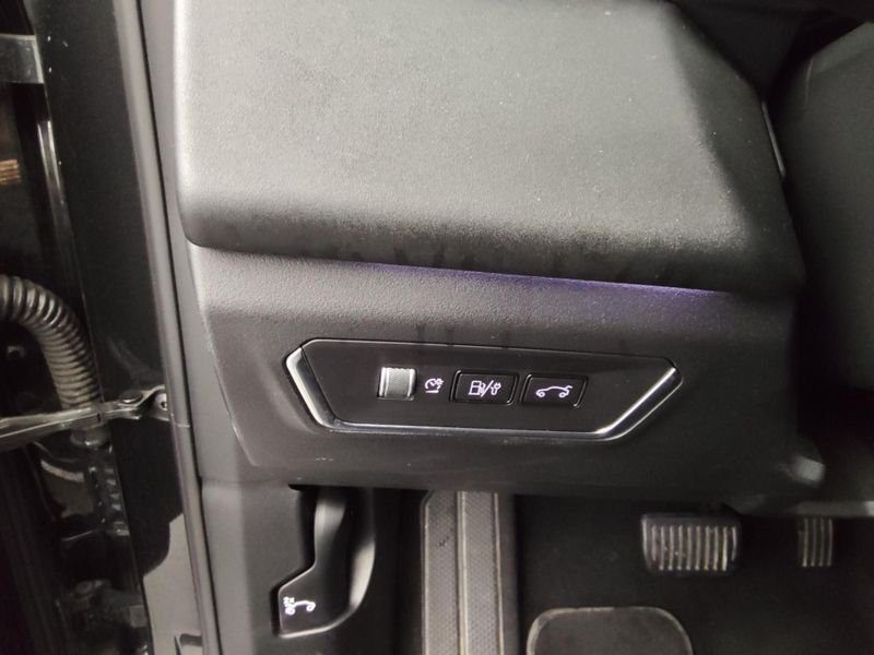 Lynk & Co 01 1.5 phev 261