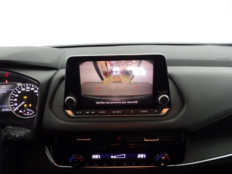 Nissan Qashqai 1.3 dig-t 140 mhevacenta