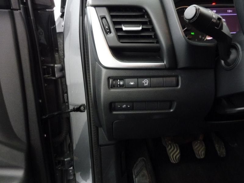 Nissan Qashqai 1.3 dig-t 140 mhevacenta