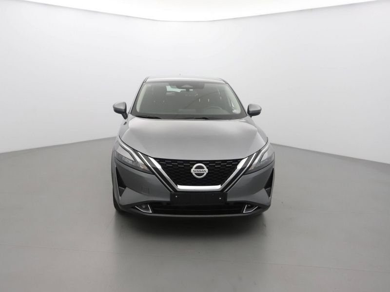 Nissan Qashqai 1.3 dig-t 140 mhevacenta