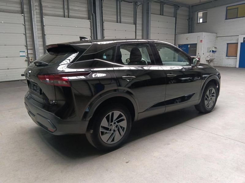 Nissan Qashqai 1.3 dig-t 140 mhevacenta