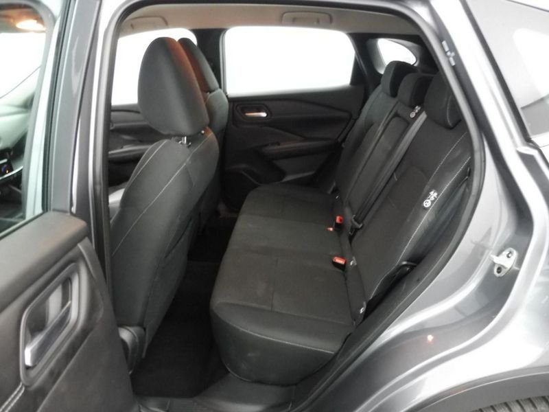 Nissan Qashqai 1.3 dig-t 140 mhevacenta