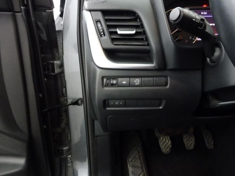 Nissan Qashqai 1.3 dig-t 140 mhevacenta