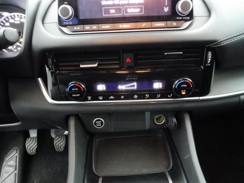 Nissan Qashqai 1.3 dig-t 140 mhevacenta