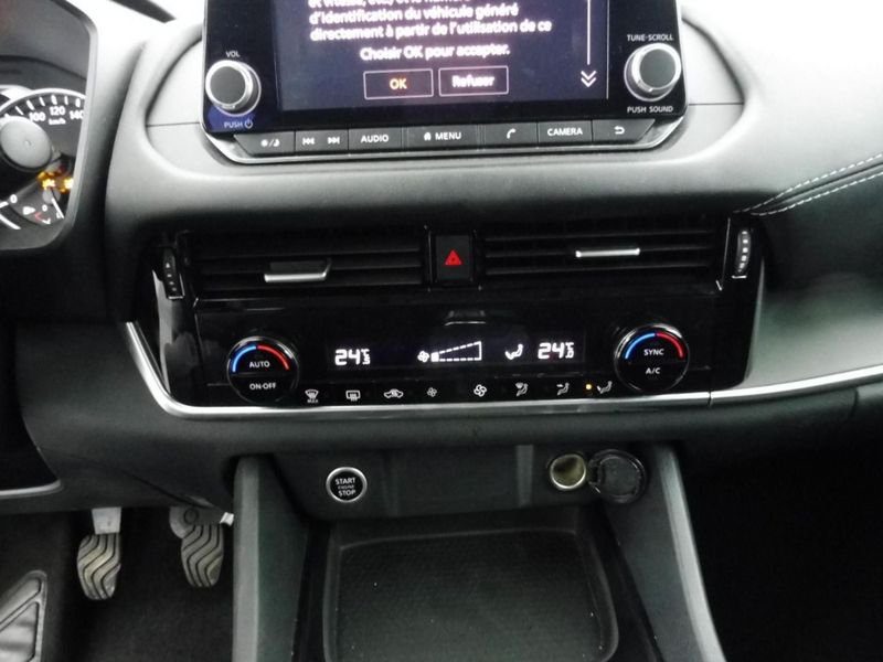 Nissan Qashqai 1.3 dig-t 140 mhevacenta