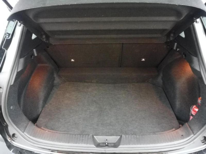 Nissan Qashqai 1.3 dig-t 140 mhevacenta