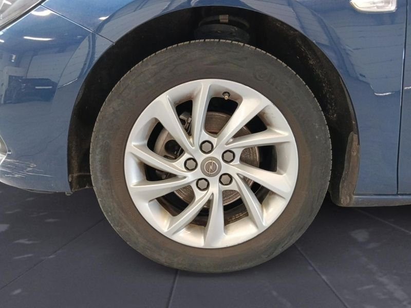 Opel Astra 1.2 110esition smile