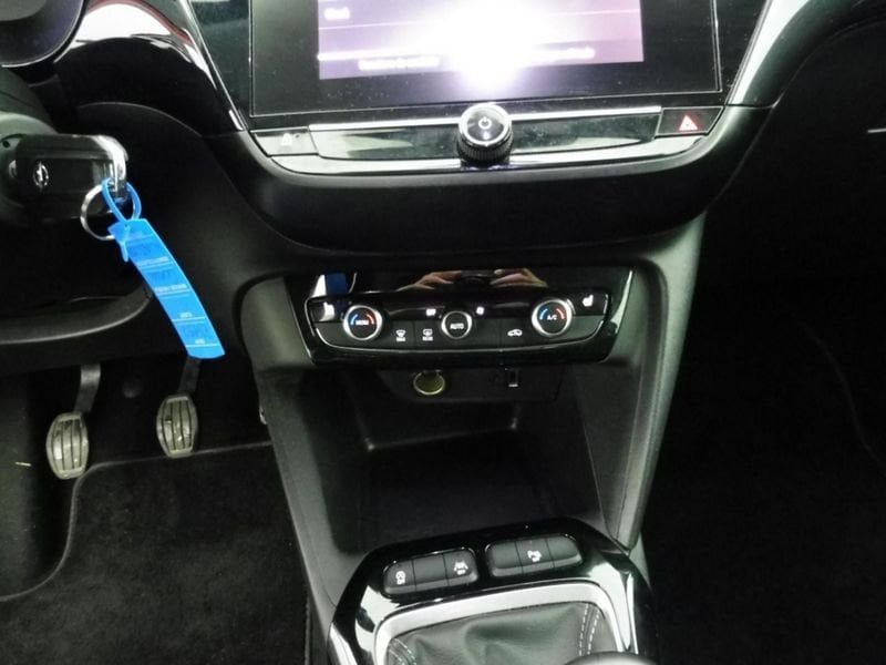 Opel Corsa 1.2 100elegance