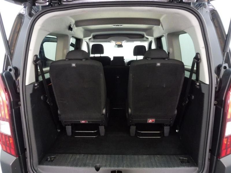 Peugeot Rifter Taille xl - 1.5 bluehdi 130ch s&s gt eat8 7 places