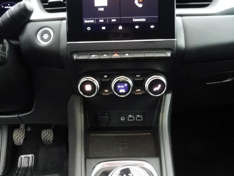 Renault Captur 1.0 tce 90ch techno