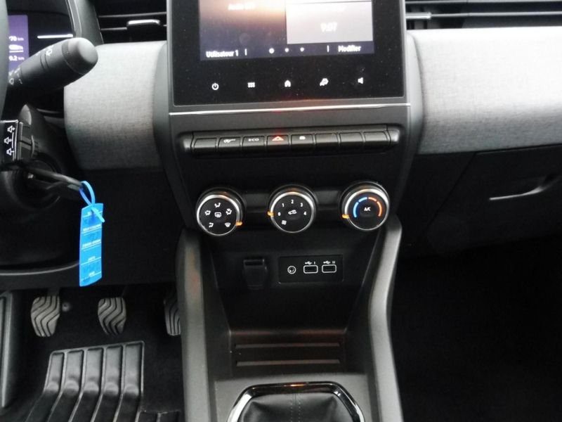 Renault Clio 1.5 blue dci 100ch evolution gsr2