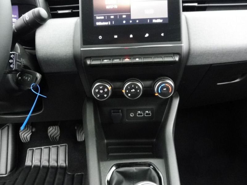 Renault Clio 1.5 blue dci 100ch evolution gsr2