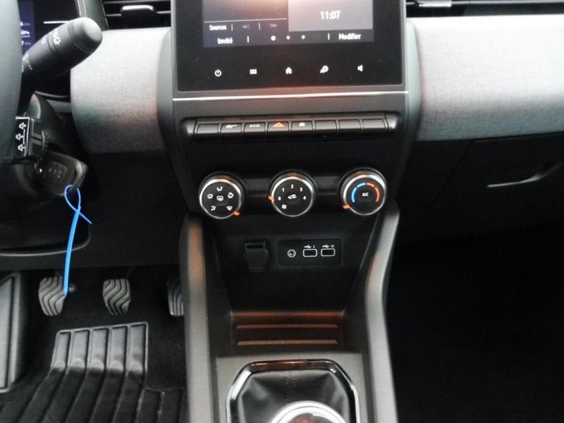 Renault Clio 1.5 blue dci 100ch evolution gsr2