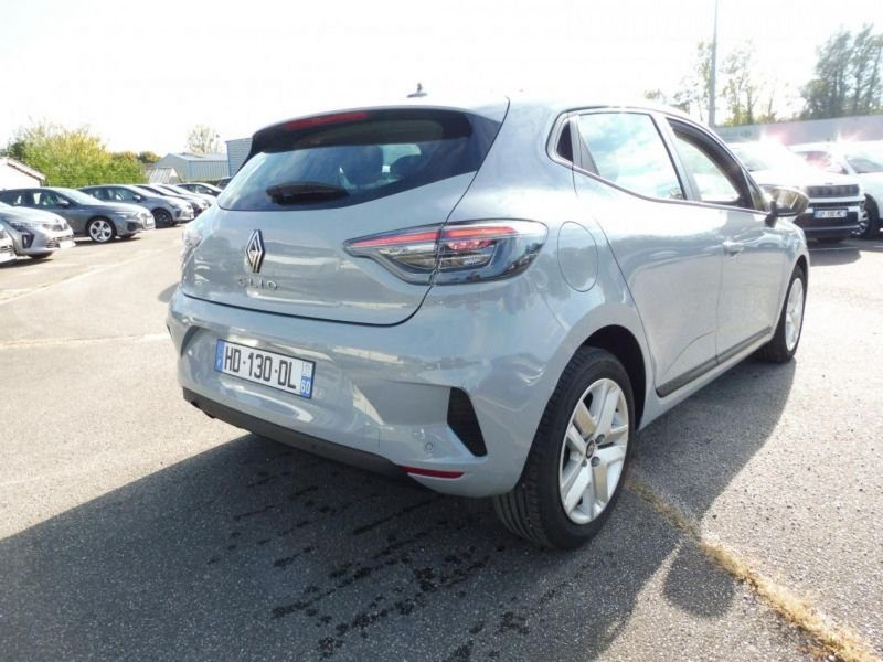 Renault Clio 1.5 blue dci 100ch evolution gsr2