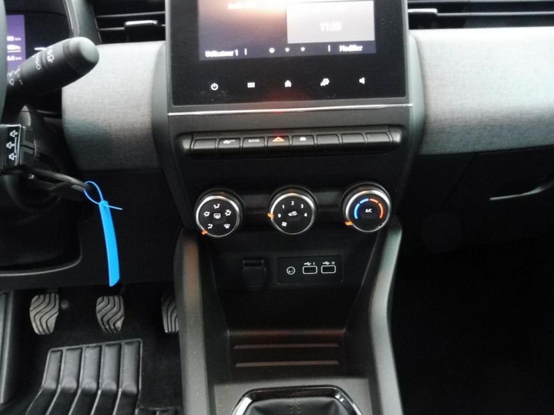 Renault Clio 1.5 blue dci 100ch evolution gsr2