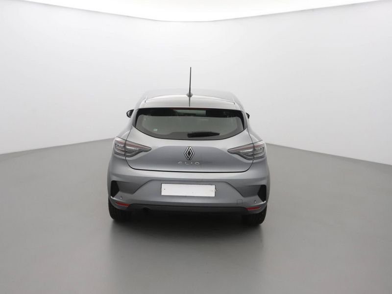 Renault Clio 1.5 blue dci 100ch evolution gsr2