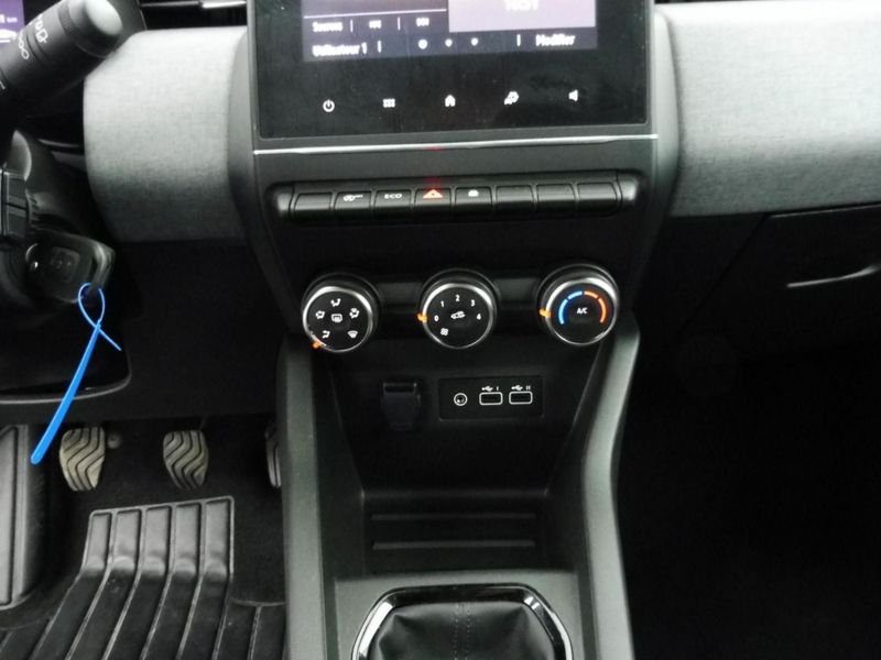 Renault Clio 1.5 blue dci 100ch evolution gsr2