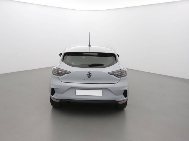 Renault Clio 1.5 blue dci 100ch evolution gsr2