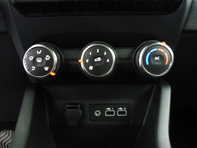 Renault Clio 1.5 blue dci 100ch evolution gsr2