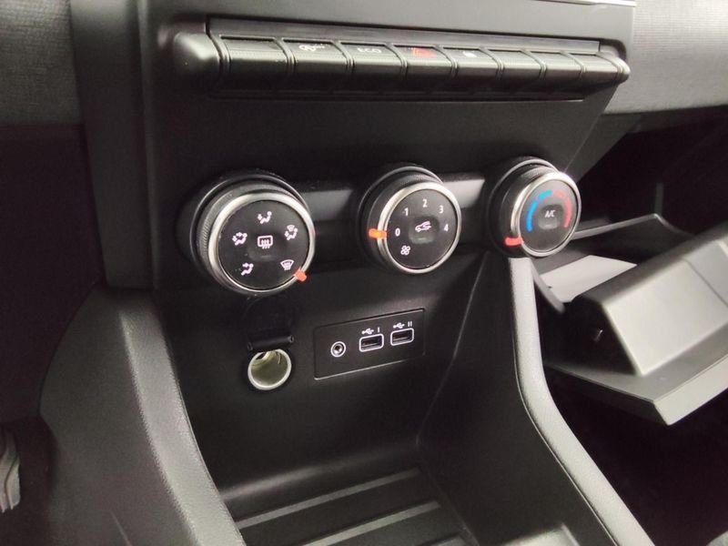 Renault Clio 1.5 blue dci 100ch evolution gsr2