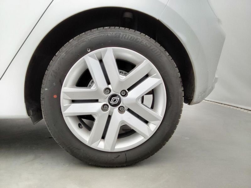 Renault Clio 1.5 blue dci 100ch evolution gsr2