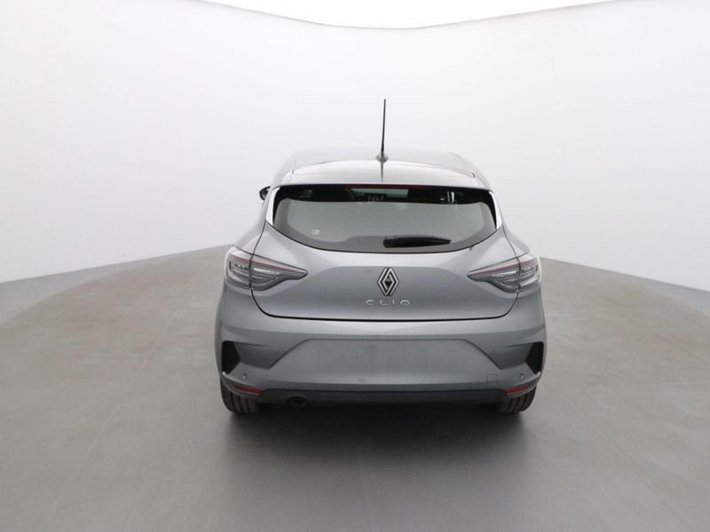 Renault Clio 1.5 dci 100ch evolution - 25