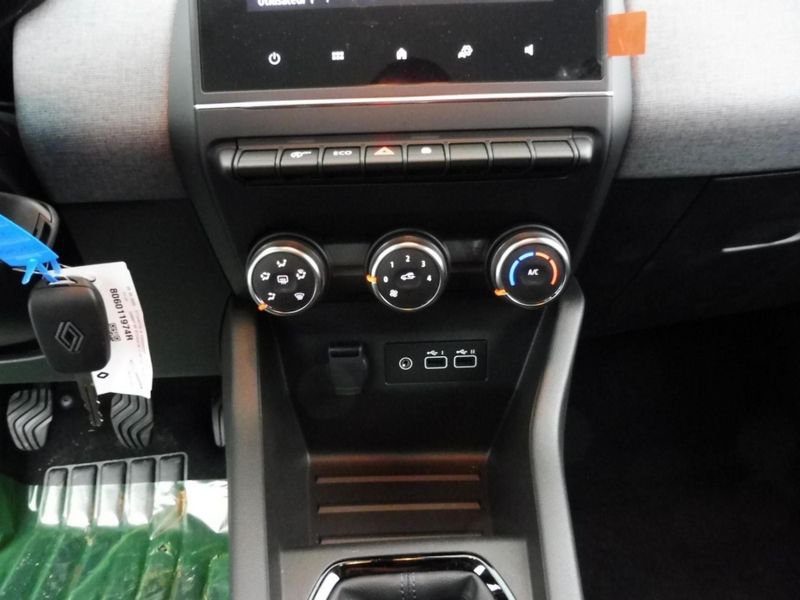 Renault Clio 1.5 blue dci 100ch evolution